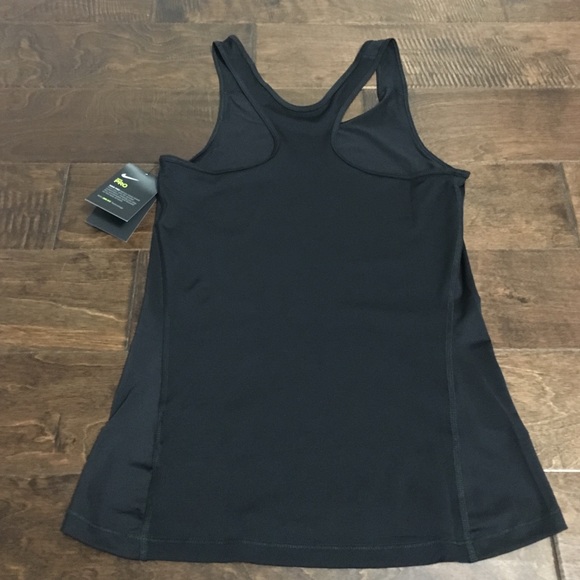 Nike Pro Core Fitted Women's Dri-Fit Tank Top NWT - Picture 5 of 6